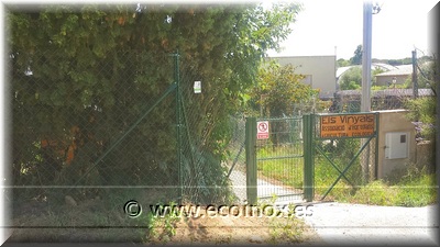 Ecoinox  instal·lació de simple torsió plastificat en verd 