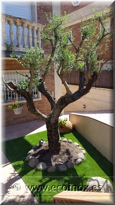 Renovación jardí gespa artificial tramuntana Ecoinox