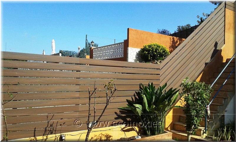 INSTAL·LACIÓ DE TANCA DE FUSTA COMPOSTA