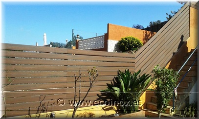 INSTAL·LACIÓ DE TANCA DE FUSTA COMPOSTA