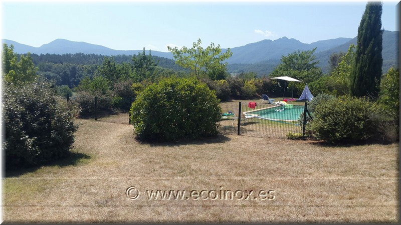 TANCA DE PROTECCIÓ PER A PISCINA