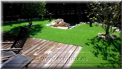 JARDÍ AMB LLEVANT I TARIMA IPE